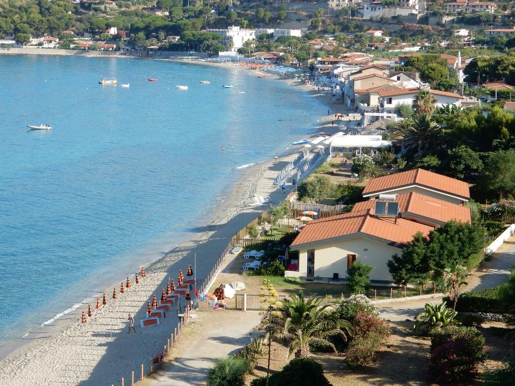 Le Casette Sul Mare Capo Vaticano Exterior photo