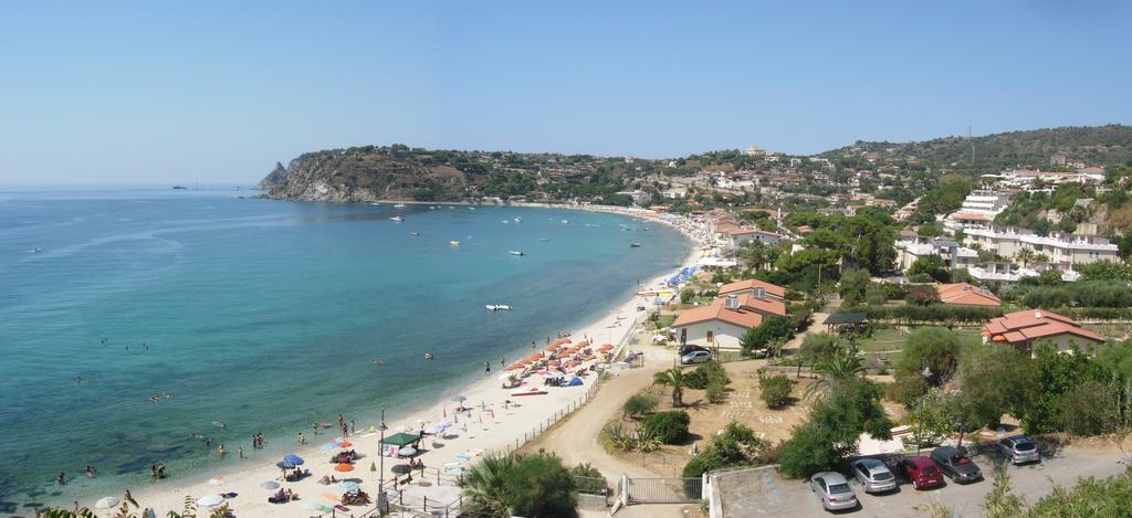 Le Casette Sul Mare Capo Vaticano Exterior photo