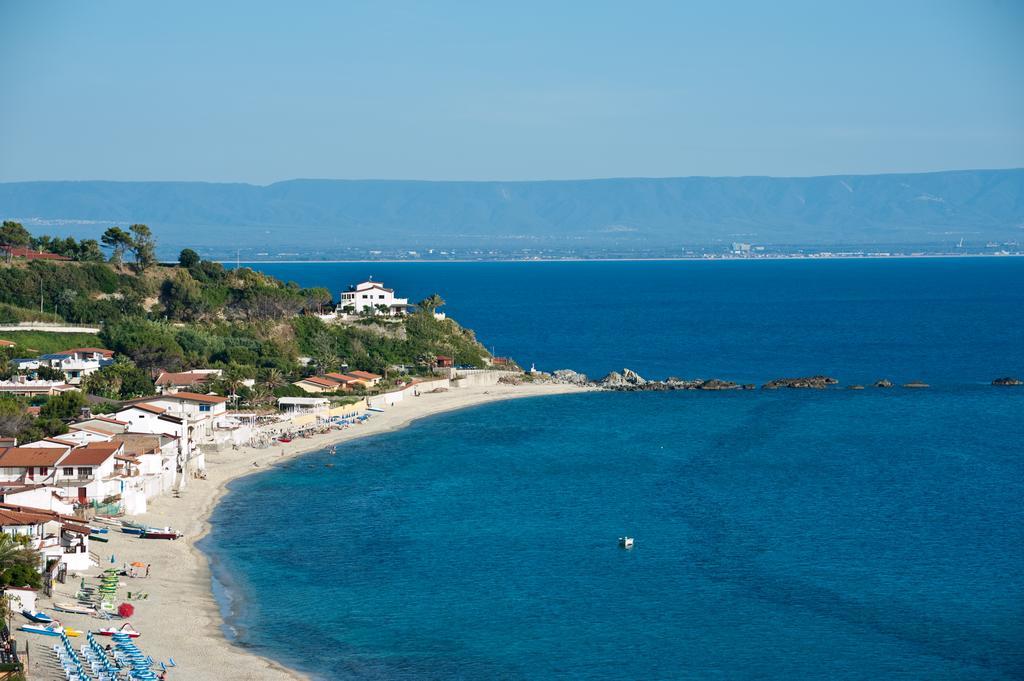 Le Casette Sul Mare Capo Vaticano Exterior photo