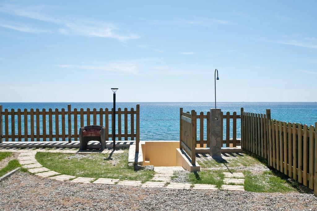 Le Casette Sul Mare Capo Vaticano Exterior photo